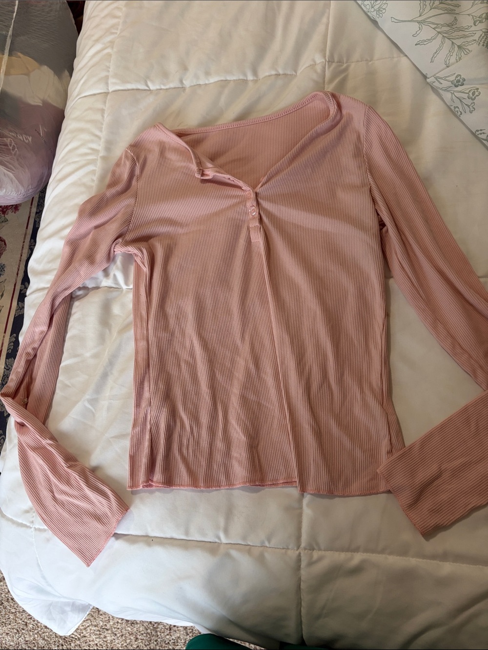 Ribbed Long-Sleeve Henley Top in Dusty Pink